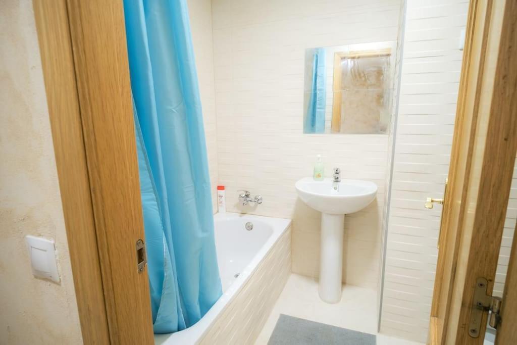 Piso Acogedor En Madrid Centro Lägenhet Exteriör bild